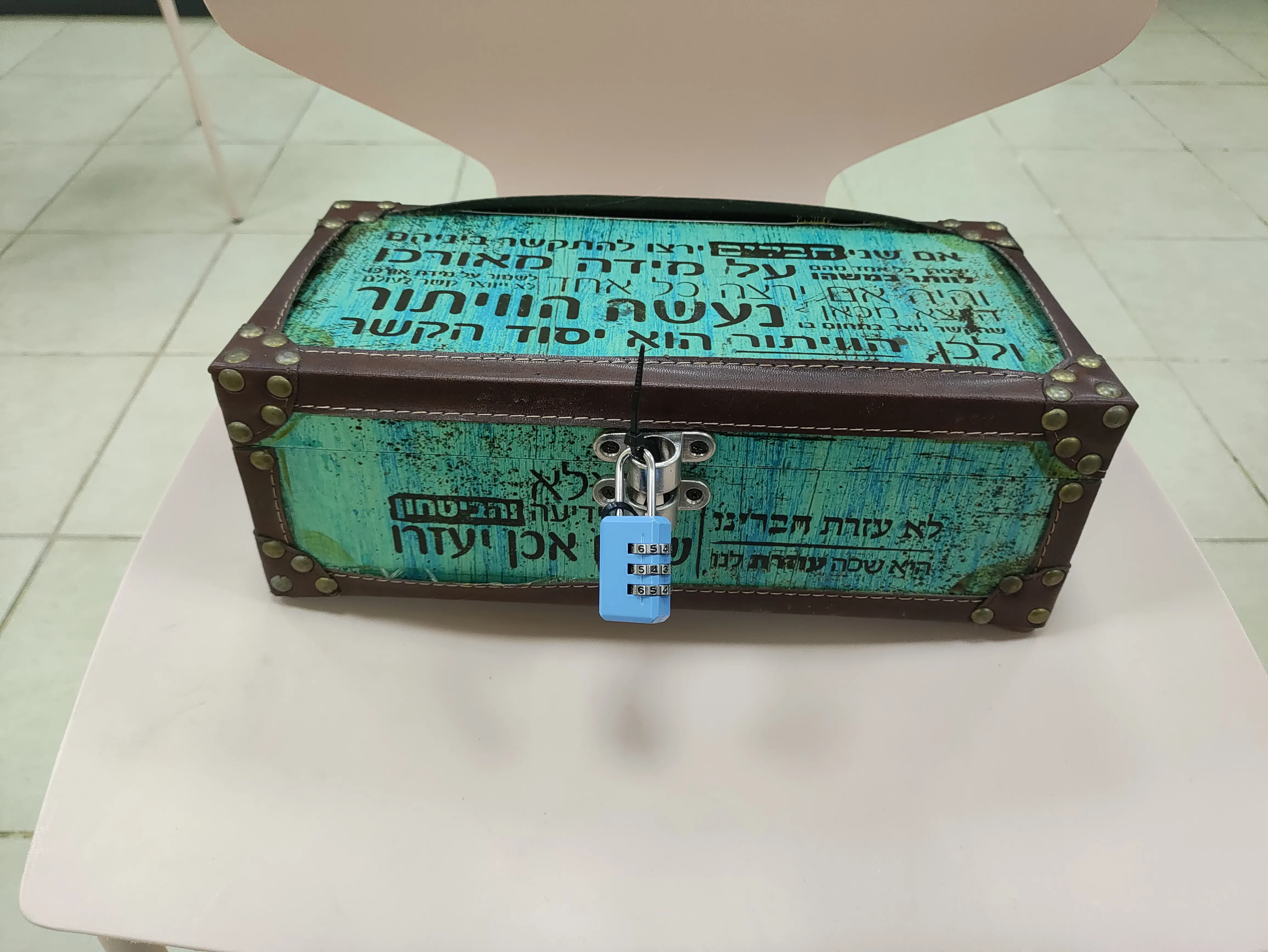 תיבת בריחה לכלבנים